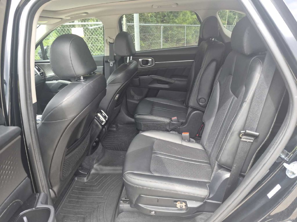 Used 2021 Kia Sorento SX AWD/4WD image 10