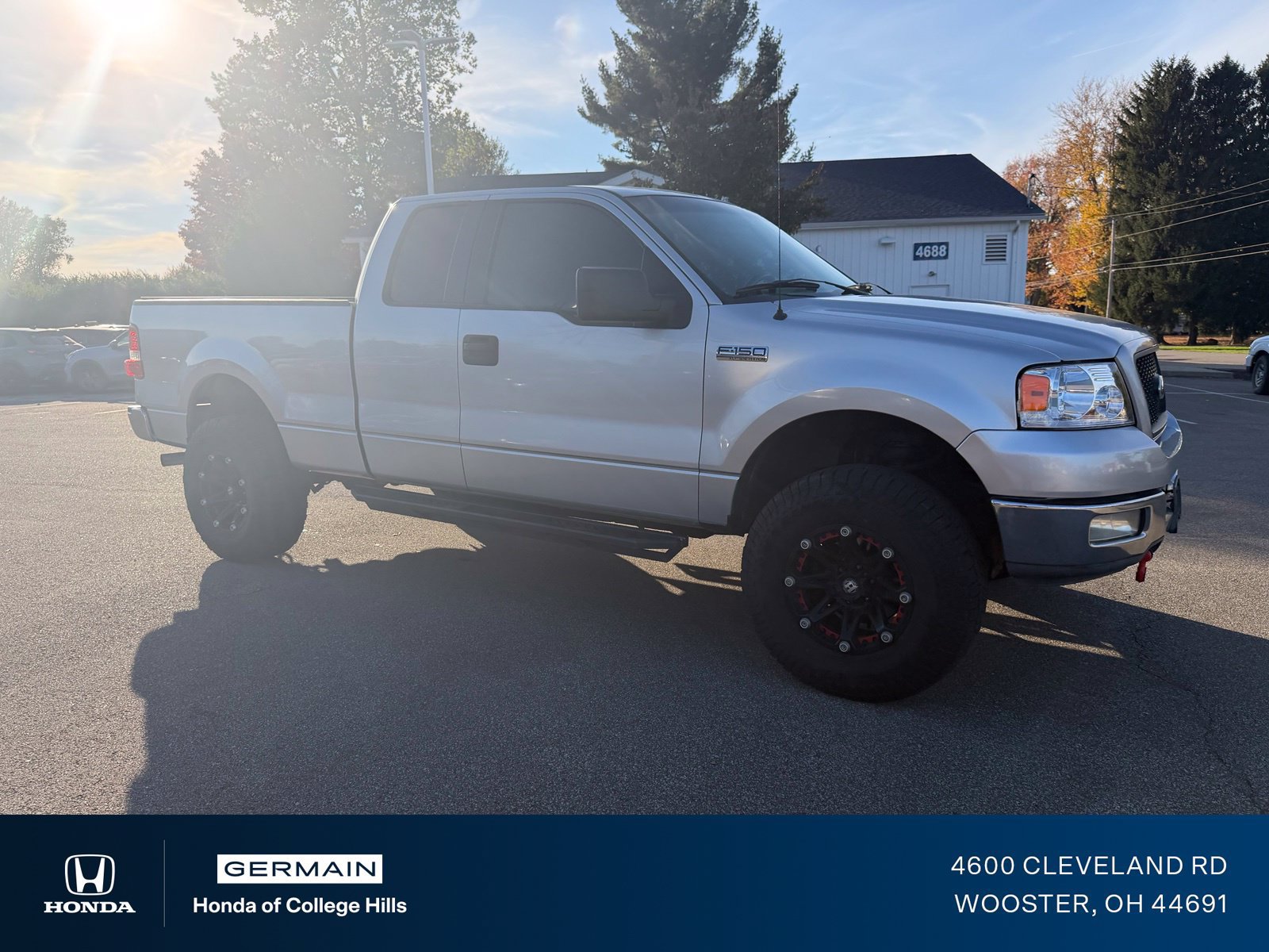 Used 2004 Ford F150 XLT AWD/4WD image 3