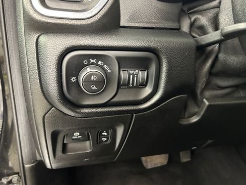 Used 2019 RAM 1500 Laramie w/ Sport Appearance Package AWD/4WD image 20