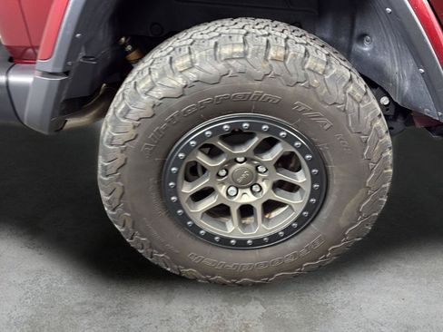 Used 2021 Jeep Wrangler Unlimited Rubicon AWD/4WD image 15