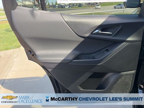New 2026 Chevrolet Equinox LT w/ Convenience Package II AWD/4WD image 44