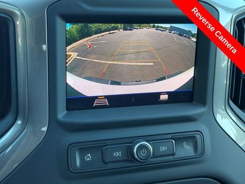 Used 2022 Chevrolet Silverado 2500 Custom w/ Custom Value Package AWD/4WD image 11