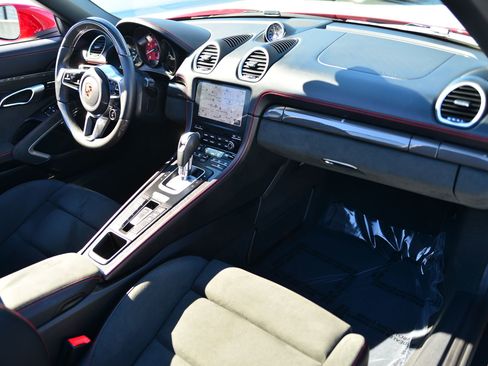 Certified 2025 Porsche 718 Boxster GTS image 22