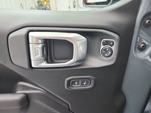 New 2026 Jeep Gladiator Mojave AWD/4WD image 19
