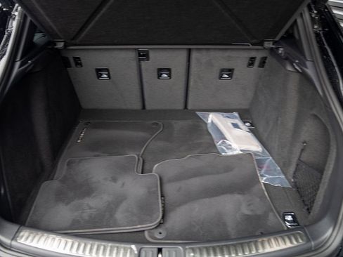 Certified 2026 Porsche Macan AWD/4WD image 21