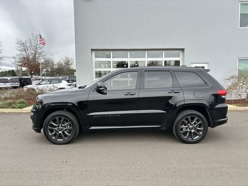 Used 2018 Jeep Grand Cherokee High Altitude image 2