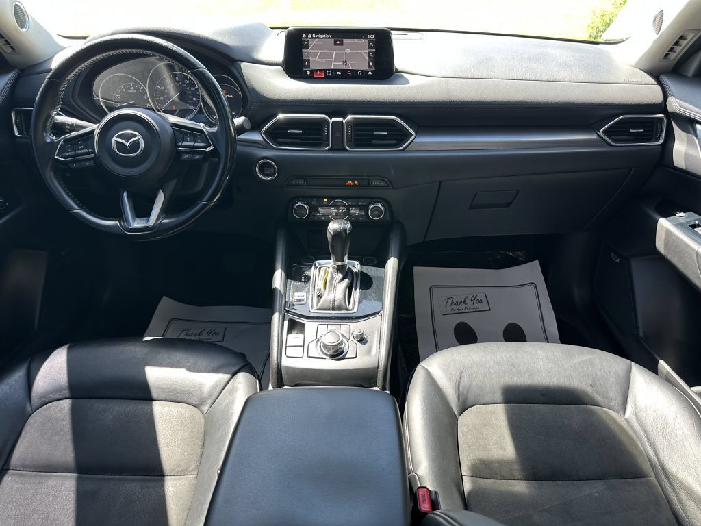 Used 2018 MAZDA CX-5 Touring w/ Preferred Equipment Package FWD image 9