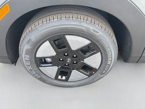 New 2026 Hyundai Santa Fe SE FWD image 24