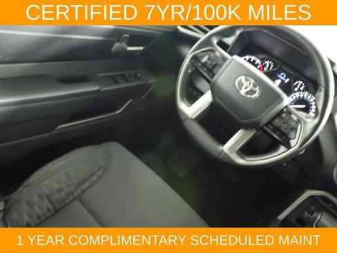 Used 2022 Toyota Tundra SR5 w/ SR5 Convenience Package AWD/4WD image 16