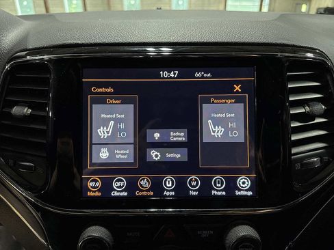 Used 2019 Jeep Grand Cherokee Limited AWD/4WD image 35
