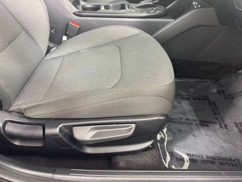 Used 2025 Kia K4 FWD image 32