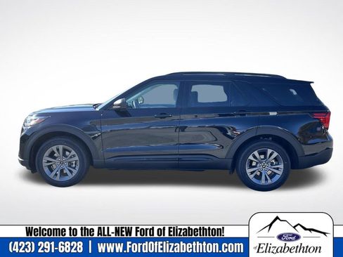 New 2026 Ford Explorer Active w/ Active Comfort Package image 7