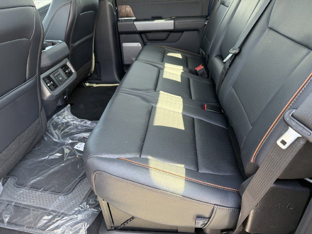 Used 2026 Ford F250 Lariat w/ FX4 Off-Road Package AWD/4WD image 22