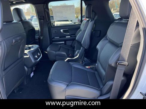 New 2025 Ford Expedition Platinum w/ Stealth Performance Package image 13