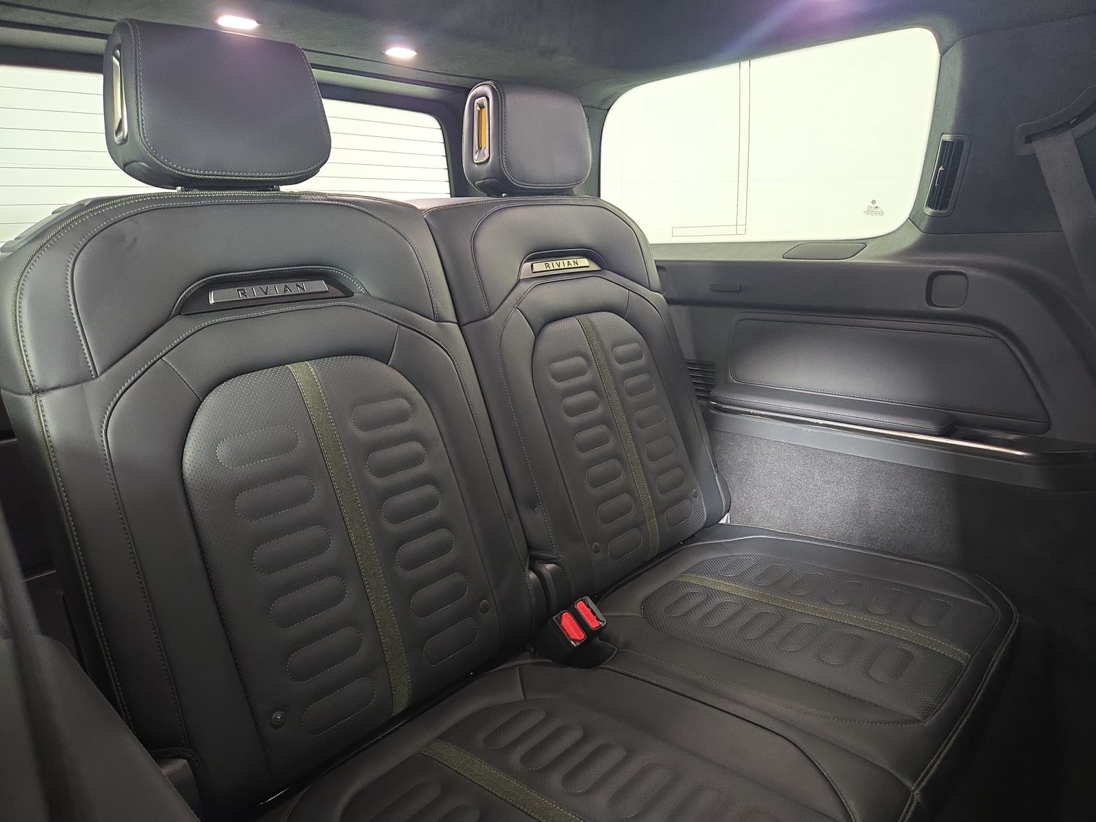 Used 2024 Rivian R1S Adventure Quad AWD/4WD image 25