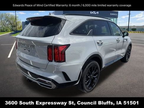 Used 2023 Kia Sorento SX FWD image 3