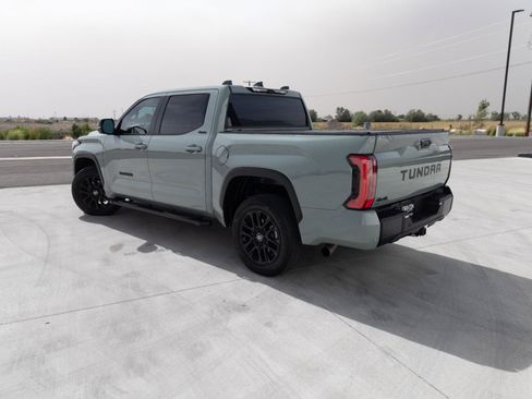Used 2025 Toyota Tundra Limited AWD/4WD image 8