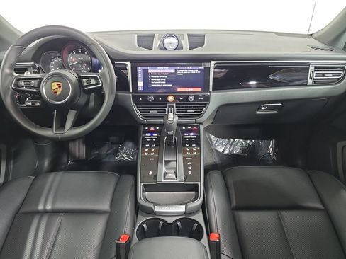 Certified 2026 Porsche Macan AWD/4WD image 13