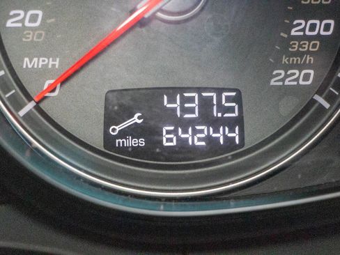 Used 2009 Audi R8 V8 image 12