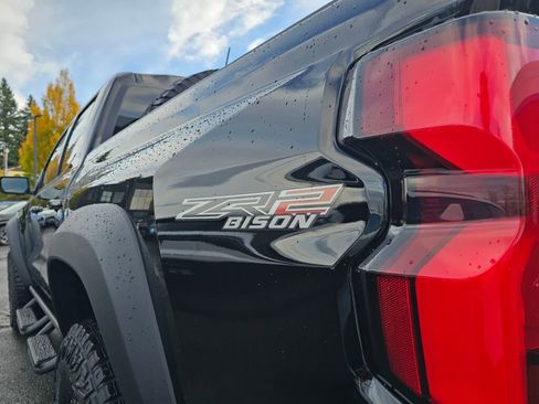 New 2025 Chevrolet Colorado ZR2 w/ ZR2 Bison Edition image 26
