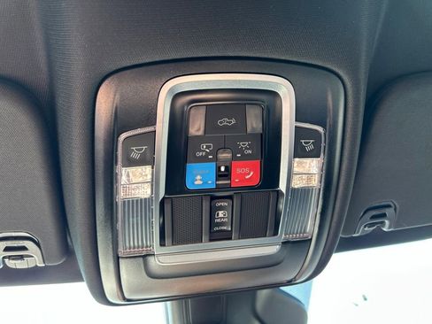 New 2026 RAM 1500 4x4 Crew Cab image 27