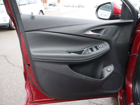 Used 2023 Buick Encore GX Select w/ Sport Touring Package image 8