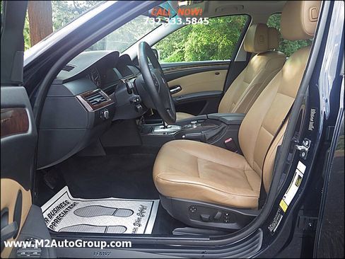 Used 2009 BMW 528i xDrive Sedan image 11