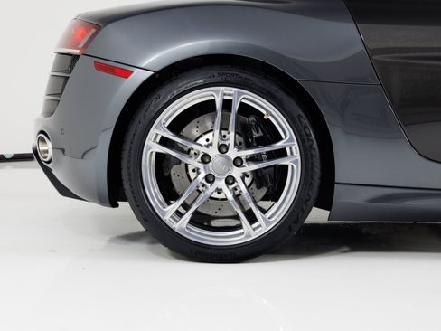 Used 2011 Audi R8 V10 AWD/4WD image 11