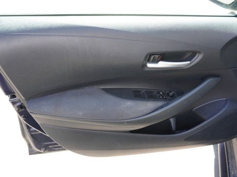 Used 2020 Toyota Corolla LE FWD image 13