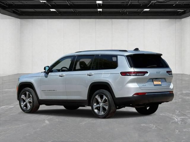Used 2023 Jeep Grand Cherokee L Limited AWD/4WD image 3
