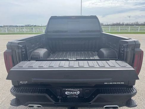 Used 2023 GMC Sierra 1500 Denali Ultimate image 31