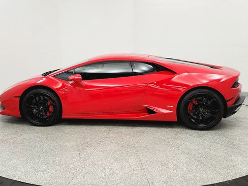 Used 2015 Lamborghini Huracan LP 610-4 AWD/4WD image 2