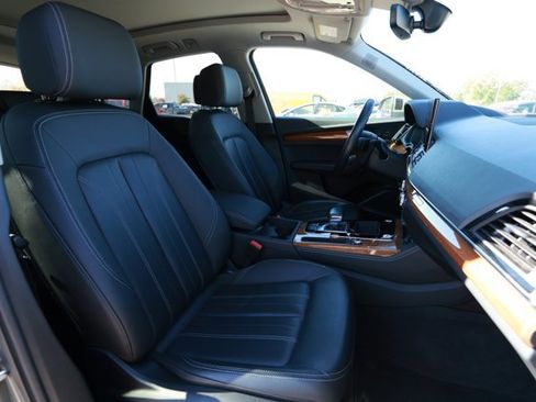 Used 2023 Audi Q5 2.0T Premium Plus image 30