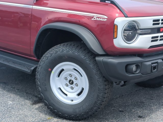 New 2026 Ford Bronco Heritage Edition AWD/4WD image 2
