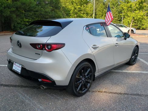 Used 2025 MAZDA MAZDA3 s Sport FWD image 4