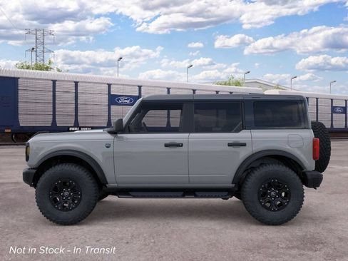 New 2026 Ford Bronco Big Bend w/ Black Diamond Package AWD/4WD image 3