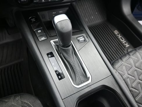 Used 2026 Nissan Kicks SV image 17