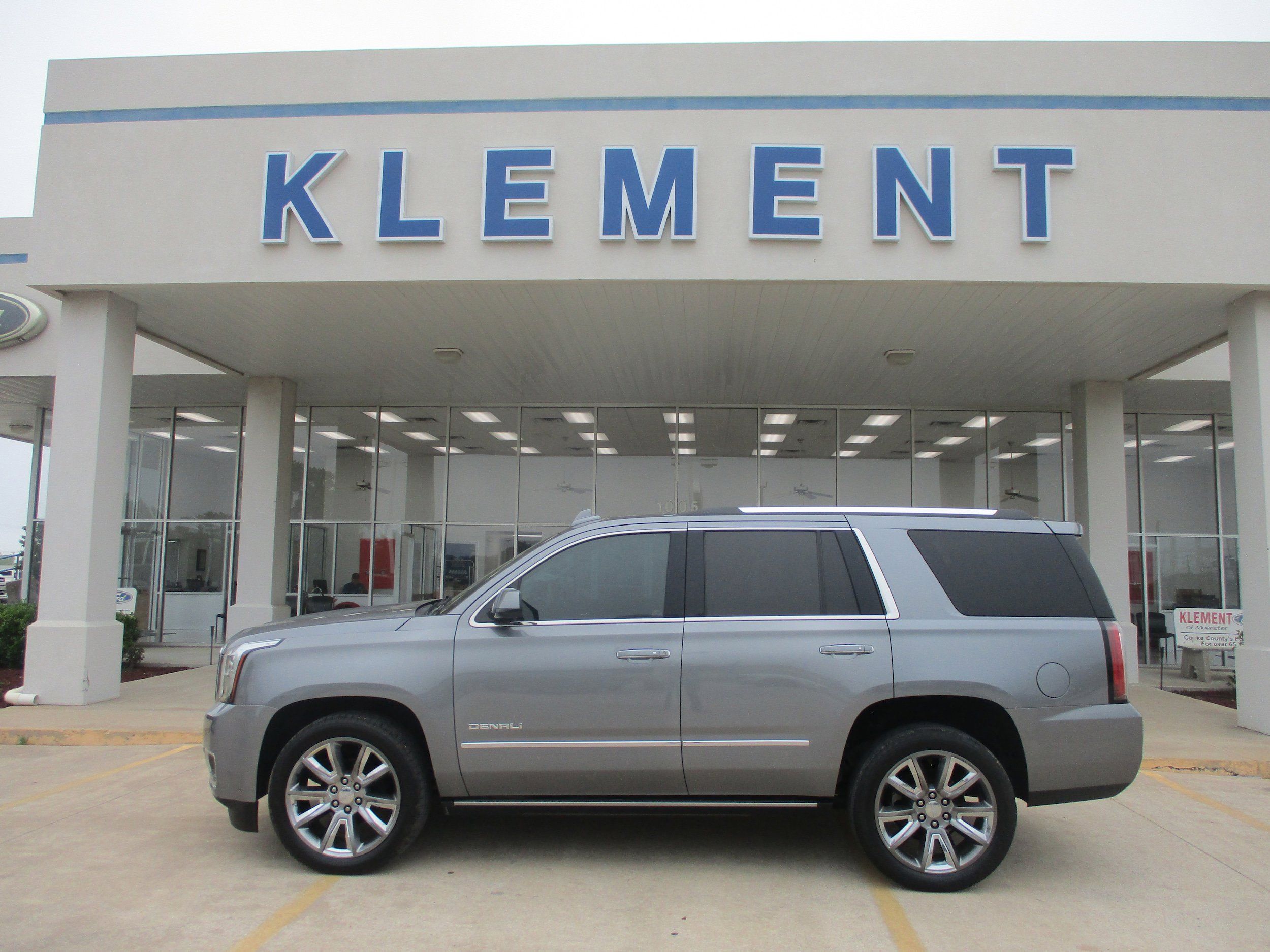 Used 2020 GMC Yukon Denali w/ Denali Ultimate Package AWD/4WD image 1