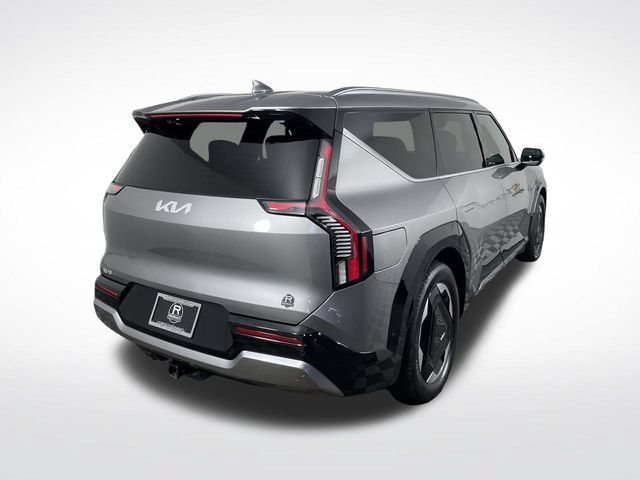 Used 2024 Kia EV9 Land AWD/4WD image 14