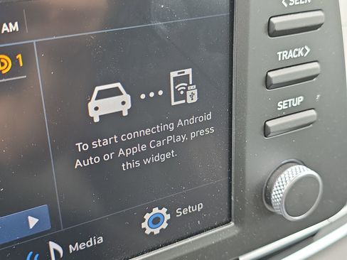 Used 2025 Hyundai Elantra Sport image 17