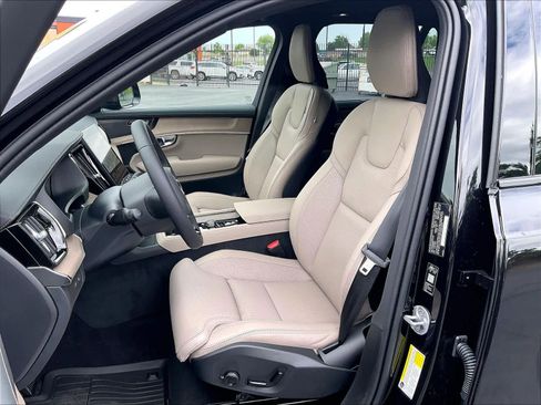 New 2026 Volvo XC90 T8 Ultra w/ Protection Package image 11