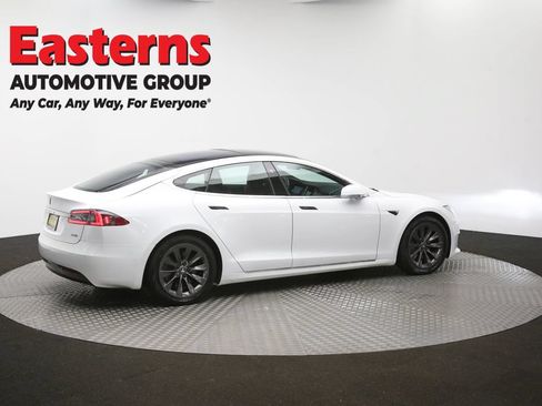 Used 2018 Tesla Model S 100D AWD/4WD image 38