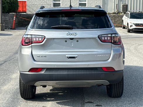 Used 2024 Jeep Compass Limited image 25