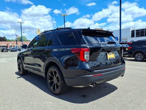 Certified 2023 Ford Explorer ST-Line AWD/4WD image 8