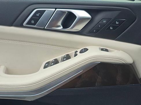 Used 2022 BMW X5 xDrive45e AWD/4WD image 25