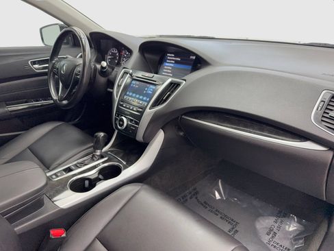 Used 2018 Acura TLX FWD image 40