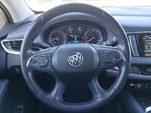 Used 2019 Buick Enclave Essence image 15