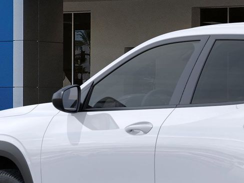 New 2026 Chevrolet Trax LS image 12