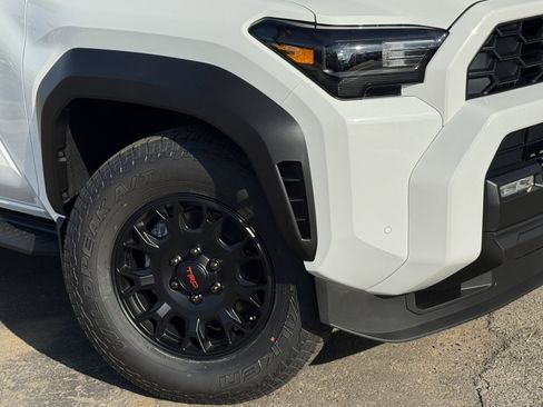 New 2025 Toyota 4Runner TRD Off-Road Premium image 10