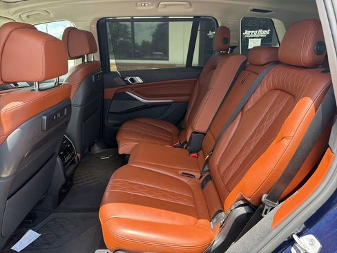 Used 2021 BMW X7 xDrive40i AWD/4WD image 5